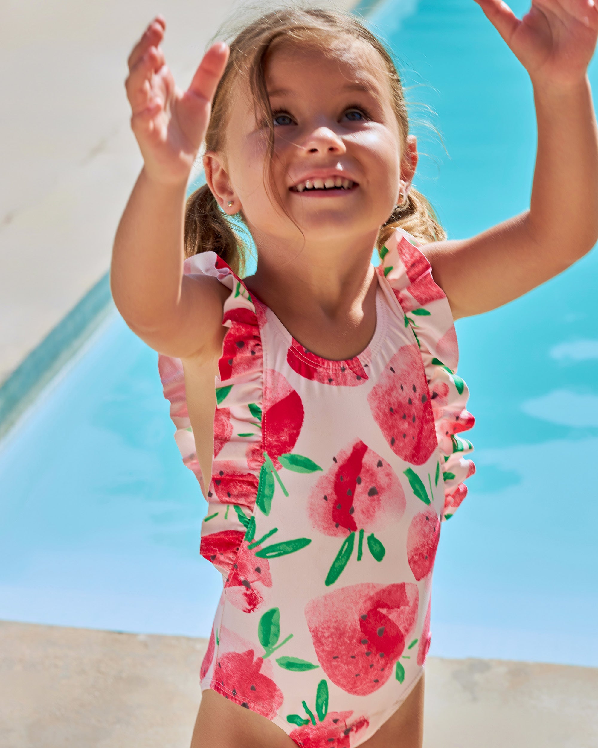 TRAJE DE BAÑO FRESA
