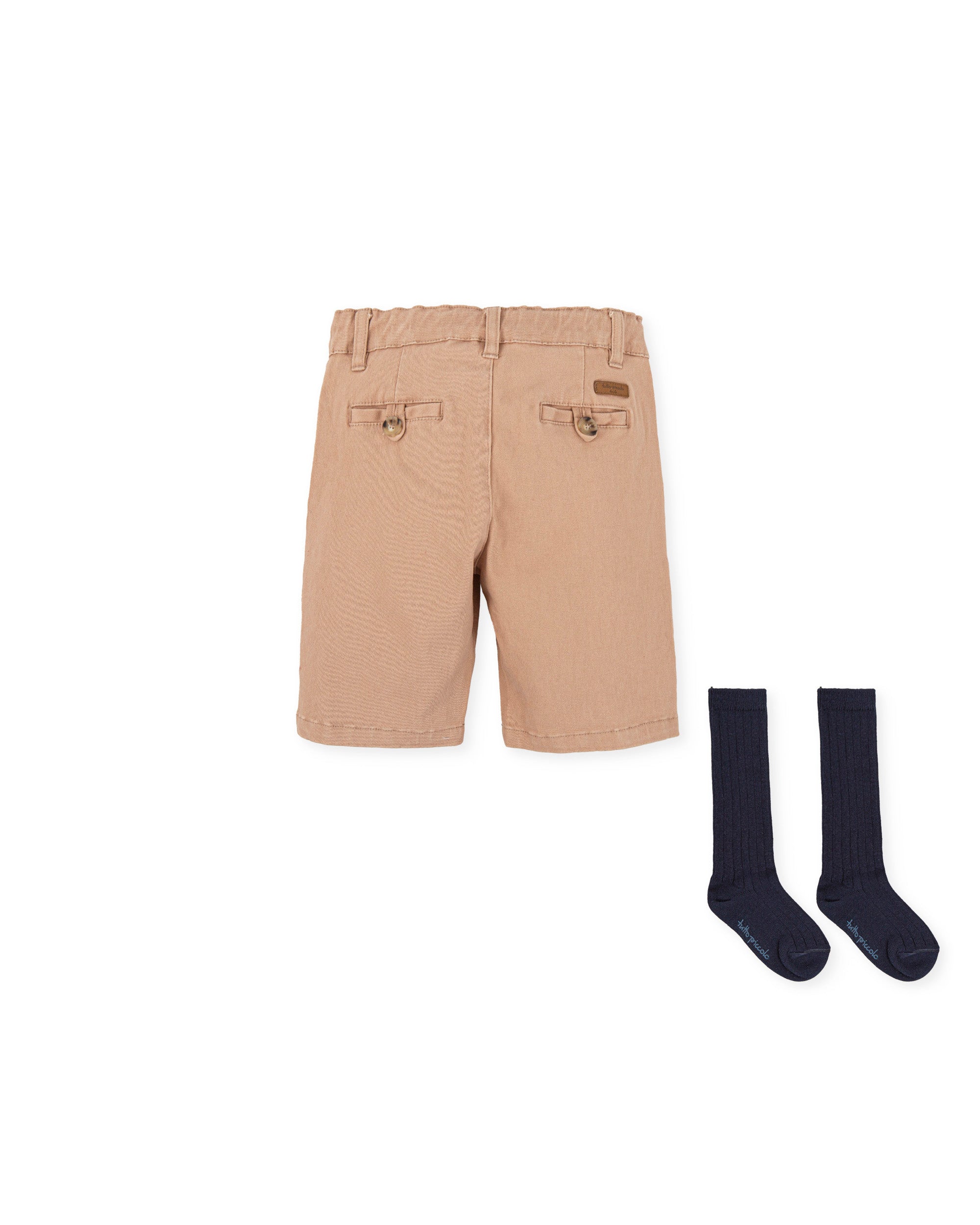 BERMUDA Y CALCETINES