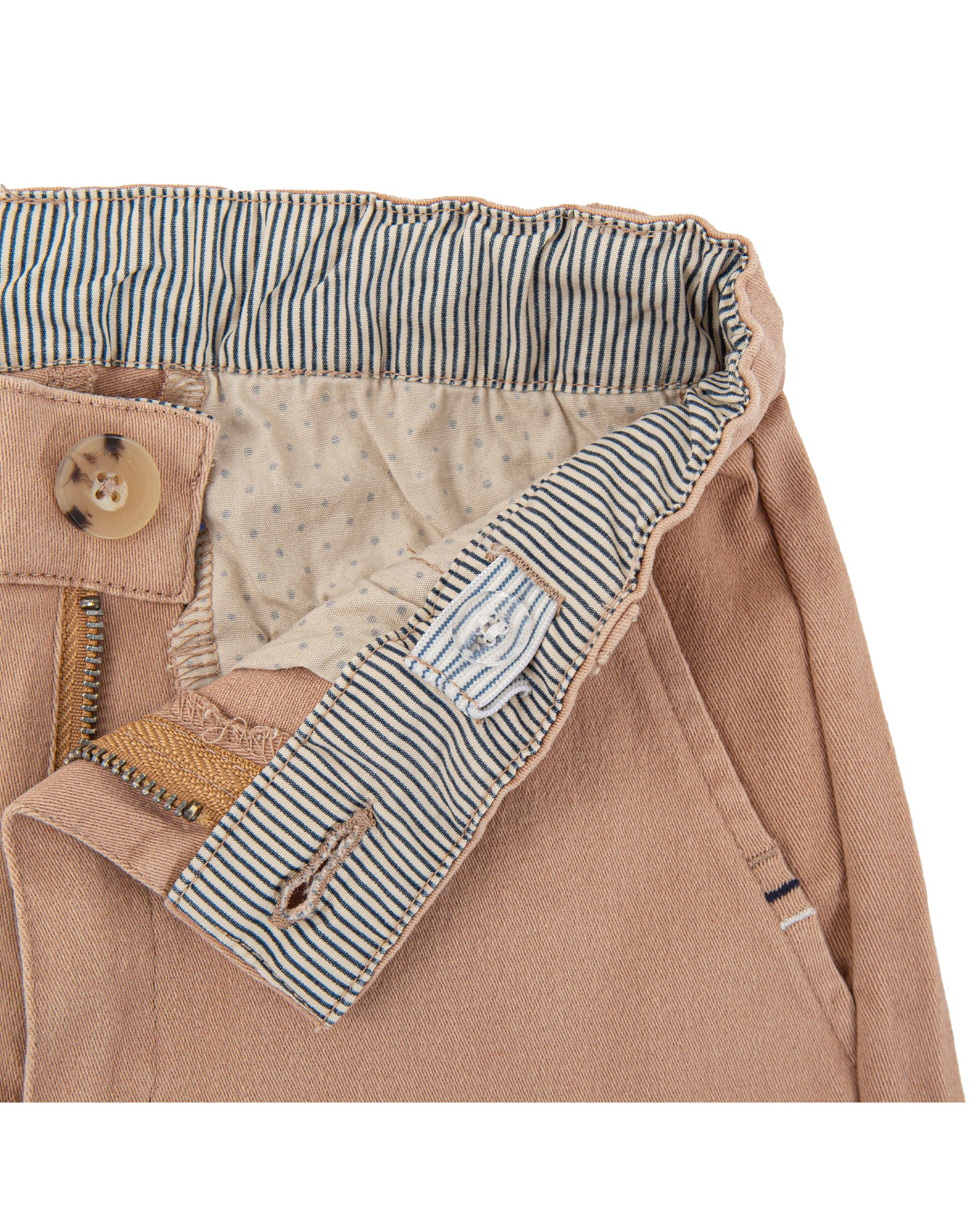 BERMUDA Y CALCETINES