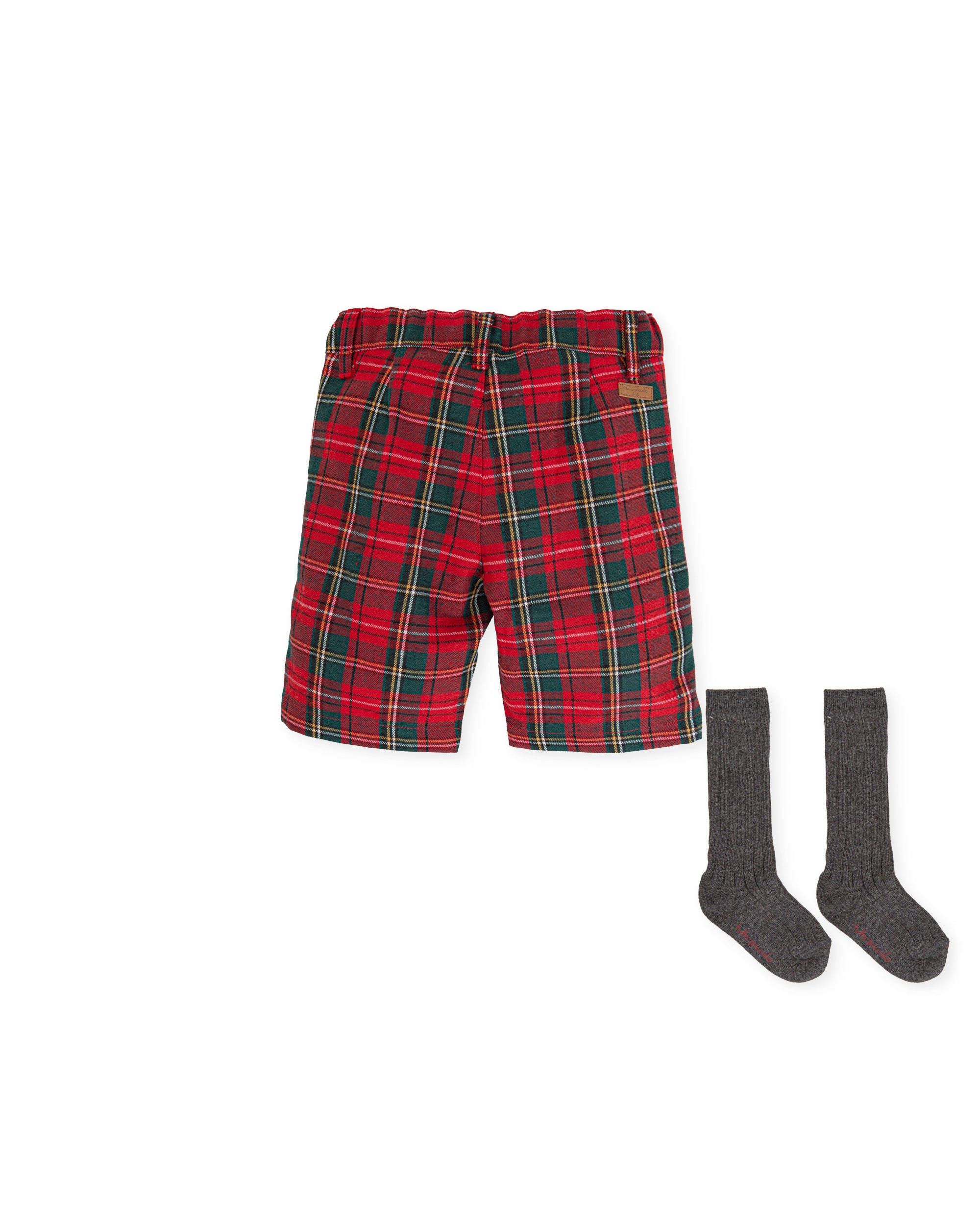 BERMUDA Y CALCETINES