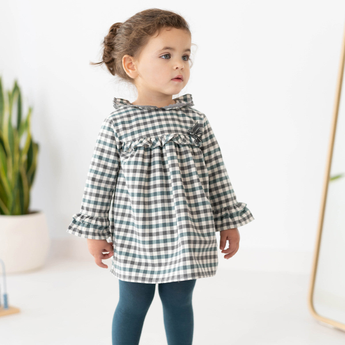 VESTIDO CON LEOTARDOS