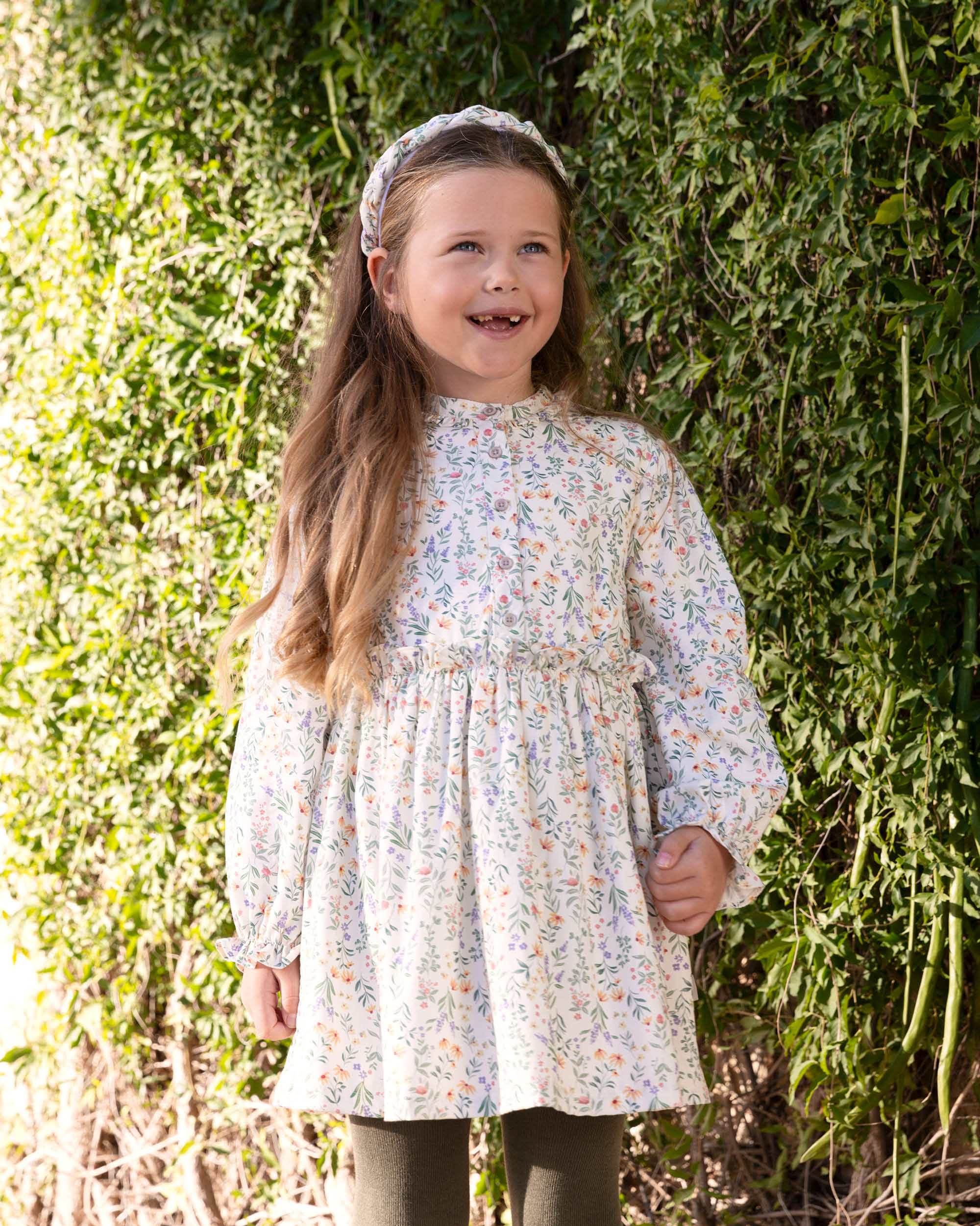 VESTIDO CON LEOTARDOS MOSTAZA